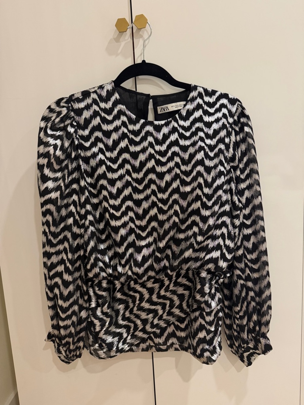 Zara Black & White Zigzag-Print Long-Sleeve Blouse and skirt